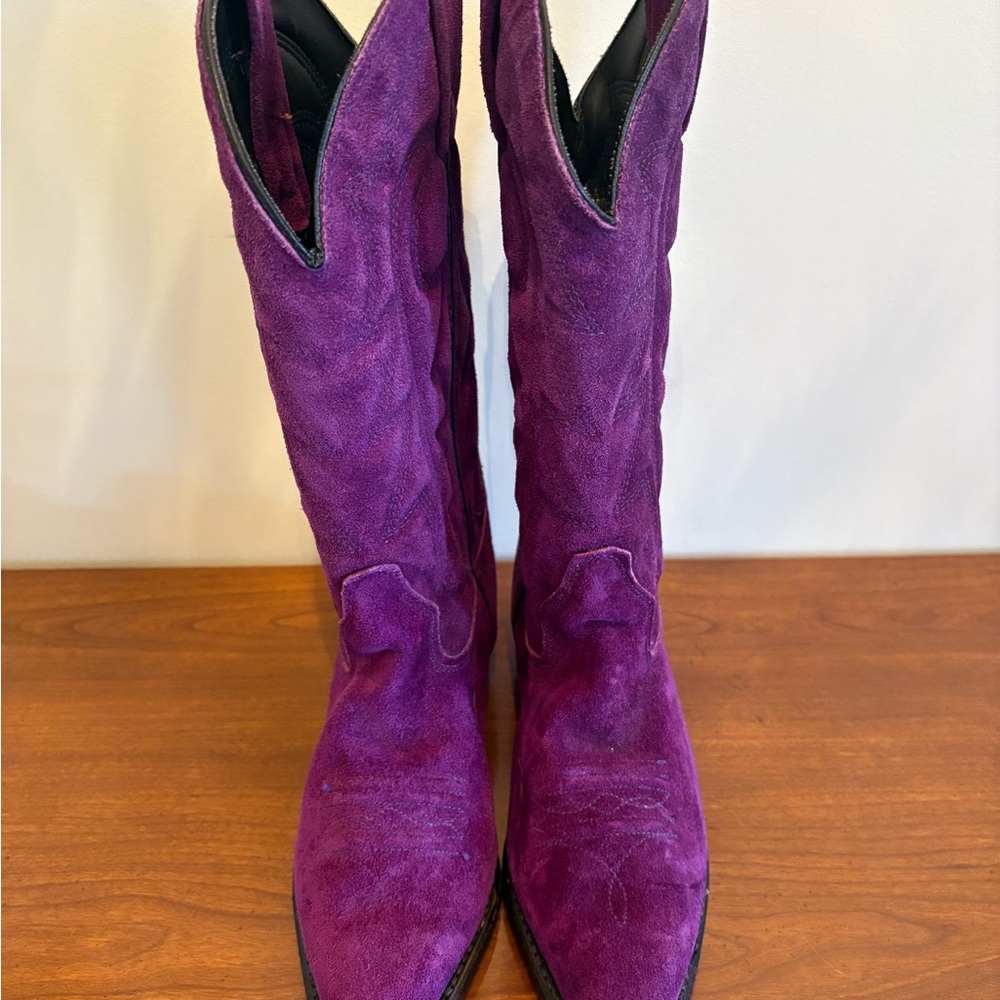 Elegant Purple Suede Heeled Boots